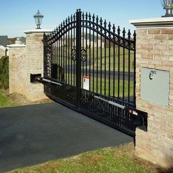 Mesin Otomatis Pintu Gerbang Swing di Bali